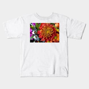 Wonderful Butterfly and Striking Mum Kids T-Shirt